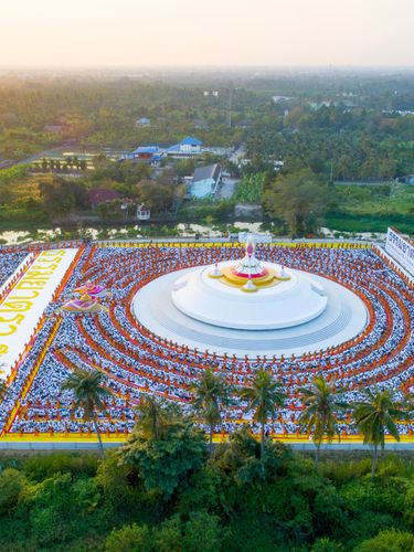 ภาพ No.34378:โครงการธรรมยาตรา เส้นทางพระผู้ปราบมาร ปีที่ 7 ณ อนุสรณ์สถานคลองบางนางแท่น