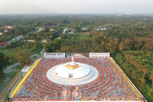 ภาพ No.34555:โครงการธรรมยาตรา เส้นทางพระผู้ปราบมาร ปีที่ 7 ณ อนุสรณ์สถานคลองบางนางแท่น