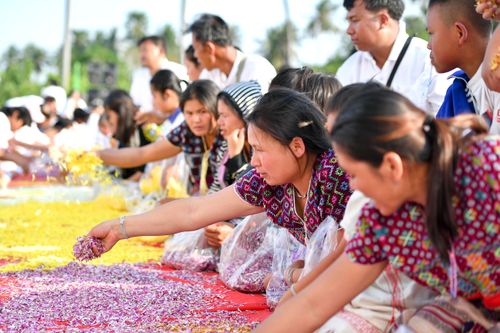ภาพ No.34444:โครงการธรรมยาตรา เส้นทางพระผู้ปราบมาร ปีที่ 7 ณ อนุสรณ์สถานคลองบางนางแท่น