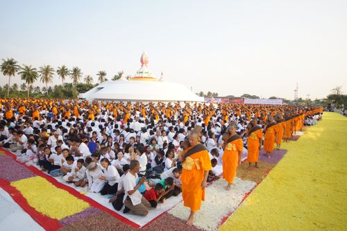 ภาพ No.34588:โครงการธรรมยาตรา เส้นทางพระผู้ปราบมาร ปีที่ 7 ณ อนุสรณ์สถานคลองบางนางแท่น