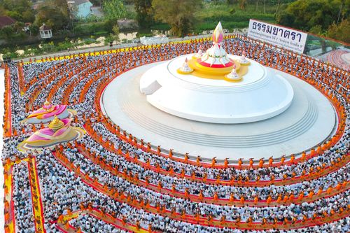 ภาพ No.34558:โครงการธรรมยาตรา เส้นทางพระผู้ปราบมาร ปีที่ 7 ณ อนุสรณ์สถานคลองบางนางแท่น