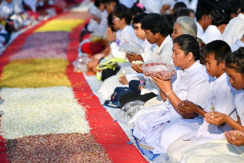 ภาพ No.34446:โครงการธรรมยาตรา เส้นทางพระผู้ปราบมาร ปีที่ 7 ณ อนุสรณ์สถานคลองบางนางแท่น