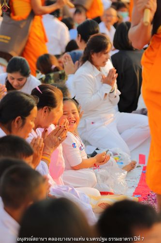 ภาพ No.34499:โครงการธรรมยาตรา เส้นทางพระผู้ปราบมาร ปีที่ 7 ณ อนุสรณ์สถานคลองบางนางแท่น