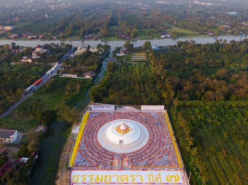 ภาพ No.34428:โครงการธรรมยาตรา เส้นทางพระผู้ปราบมาร ปีที่ 7 ณ อนุสรณ์สถานคลองบางนางแท่น