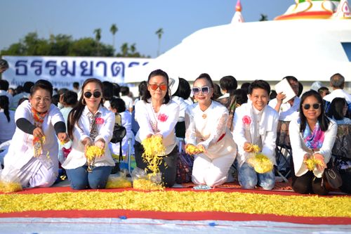 ภาพ No.34449:โครงการธรรมยาตรา เส้นทางพระผู้ปราบมาร ปีที่ 7 ณ อนุสรณ์สถานคลองบางนางแท่น