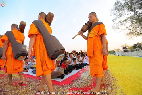 ภาพ No.34509:โครงการธรรมยาตรา เส้นทางพระผู้ปราบมาร ปีที่ 7 ณ อนุสรณ์สถานคลองบางนางแท่น