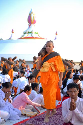 ภาพ No.34459:โครงการธรรมยาตรา เส้นทางพระผู้ปราบมาร ปีที่ 7 ณ อนุสรณ์สถานคลองบางนางแท่น