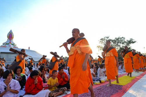 ภาพ No.34461:โครงการธรรมยาตรา เส้นทางพระผู้ปราบมาร ปีที่ 7 ณ อนุสรณ์สถานคลองบางนางแท่น