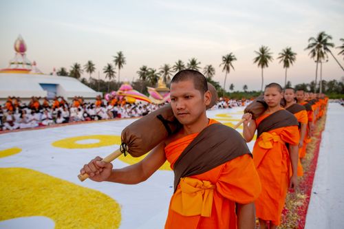 ภาพ No.34420:โครงการธรรมยาตรา เส้นทางพระผู้ปราบมาร ปีที่ 7 ณ อนุสรณ์สถานคลองบางนางแท่น