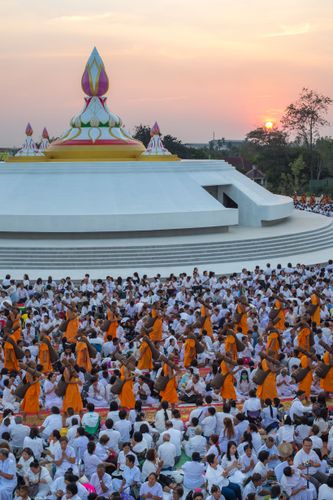 ภาพ No.34484:โครงการธรรมยาตรา เส้นทางพระผู้ปราบมาร ปีที่ 7 ณ อนุสรณ์สถานคลองบางนางแท่น