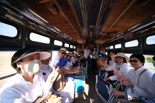 ภาพ No.34570:โครงการธรรมยาตรา เส้นทางพระผู้ปราบมาร ปีที่ 7 ณ อนุสรณ์สถานคลองบางนางแท่น