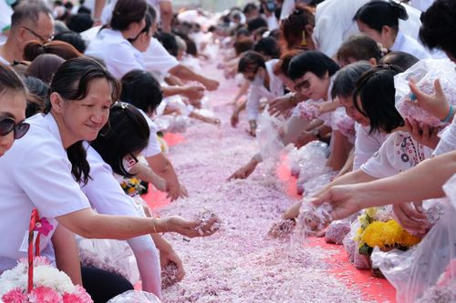 ภาพ No.34619:โครงการธรรมยาตรา เส้นทางพระผู้ปราบมาร ปีที่ 7 ณ วัดพระธรรมกาย