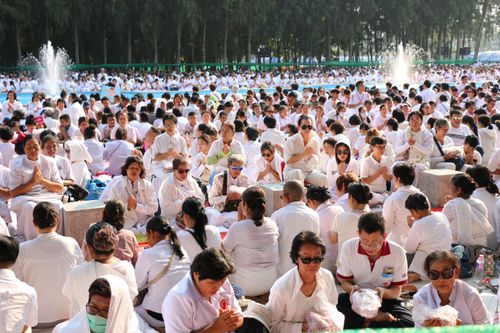 ภาพ No.34800:โครงการธรรมยาตรา เส้นทางพระผู้ปราบมาร ปีที่ 7 ณ วัดพระธรรมกาย