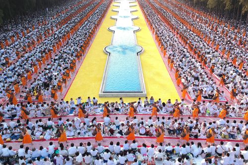 ภาพ No.34772:โครงการธรรมยาตรา เส้นทางพระผู้ปราบมาร ปีที่ 7 ณ วัดพระธรรมกาย