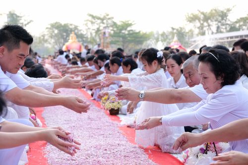 ภาพ No.34626:โครงการธรรมยาตรา เส้นทางพระผู้ปราบมาร ปีที่ 7 ณ วัดพระธรรมกาย