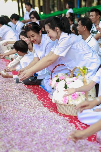 ภาพ No.34739:โครงการธรรมยาตรา เส้นทางพระผู้ปราบมาร ปีที่ 7 ณ วัดพระธรรมกาย