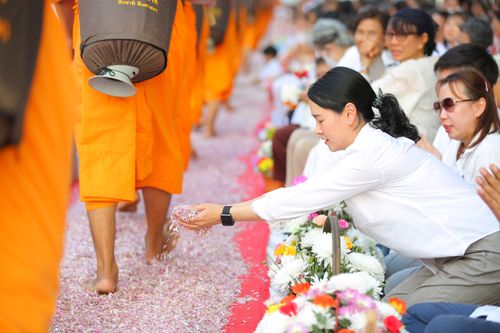 ภาพ No.34733:โครงการธรรมยาตรา เส้นทางพระผู้ปราบมาร ปีที่ 7 ณ วัดพระธรรมกาย