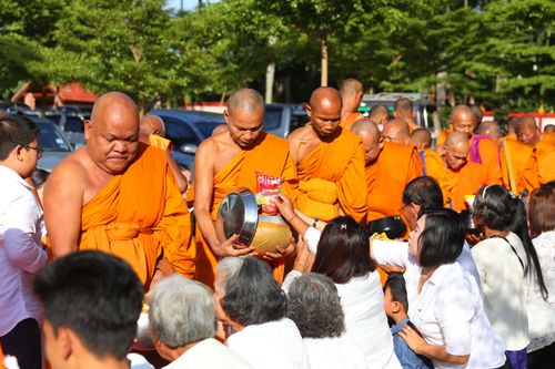 ภาพ No.30531:พิธีถวายสังฆทานแด่คณะสงฆ์ 323 วัด ใน 4 จังหวัดภาคใต้ ครั้งที่ 141