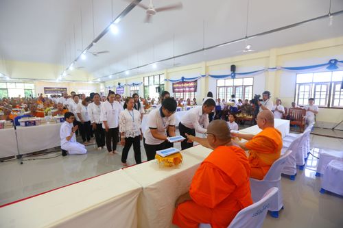 ภาพ No.30541:พิธีถวายสังฆทานแด่คณะสงฆ์ 323 วัด ใน 4 จังหวัดภาคใต้ ครั้งที่ 141