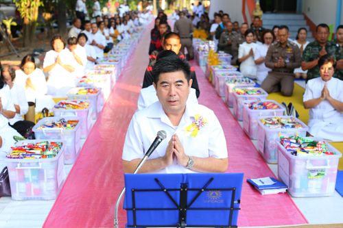 ภาพ No.30597:พิธีถวายสังฆทานแด่คณะสงฆ์ 323 วัด ใน 4 จังหวัดภาคใต้ ครั้งที่ 142