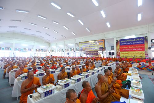 ภาพ No.30641:พิธีถวายสังฆทานแด่คณะสงฆ์ 323 วัด ใน 4 จังหวัดภาคใต้ ครั้งที่ 142