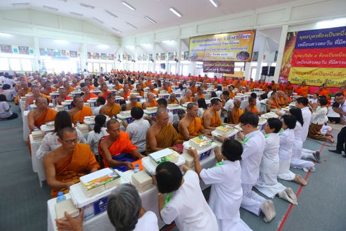 ภาพ No.30664:พิธีถวายสังฆทานแด่คณะสงฆ์ 323 วัด ใน 4 จังหวัดภาคใต้ ครั้งที่ 142