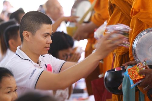 ภาพ No.30680:พิธีถวายสังฆทานแด่คณะสงฆ์ 323 วัด ใน 4 จังหวัดภาคใต้ ครั้งที่ 143