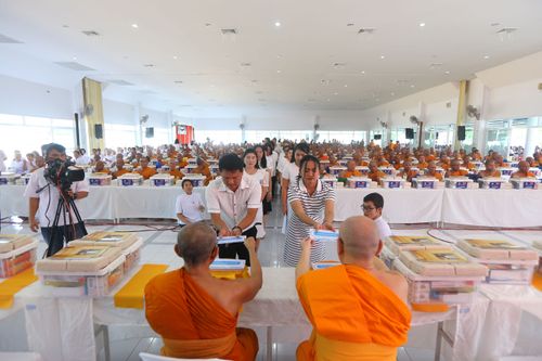 ภาพ No.30687:พิธีถวายสังฆทานแด่คณะสงฆ์ 323 วัด ใน 4 จังหวัดภาคใต้ ครั้งที่ 143