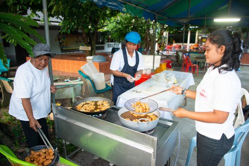 ภาพ No.30722:พิธีถวายสังฆทานแด่คณะสงฆ์ 323 วัด ใน 4 จังหวัดภาคใต้ ครั้งที่ 144