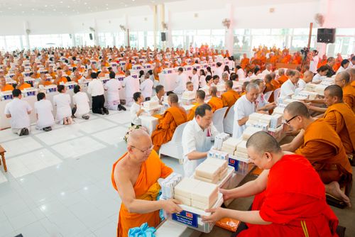 ภาพ No.30967:พิธีถวายสังฆทานแด่คณะสงฆ์ 323 วัด ใน 4 จังหวัดภาคใต้ ครั้งที่ 147