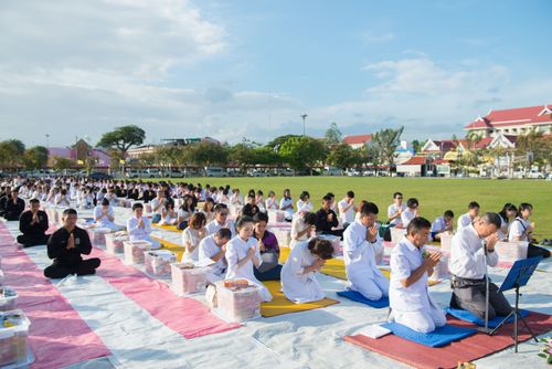 ภาพ No.31597:พิธีถวายสังฆทานแด่คณะสงฆ์ 323 วัด ใน 4 จังหวัดภาคใต้ ครั้งที่ 149