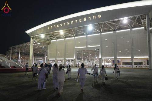 ภาพ No.324485:วันที่ 22 เมษายน พ.ศ.2569 (วันคุ้มครองโลก) บรรยากาศพระสังฆาธิการและสาธุชน การเดินทางกลับ งานถวายมหาสังฆทาน 40,000 กว่าวัดทั่วประเทศ วัดพระธรรมกาย