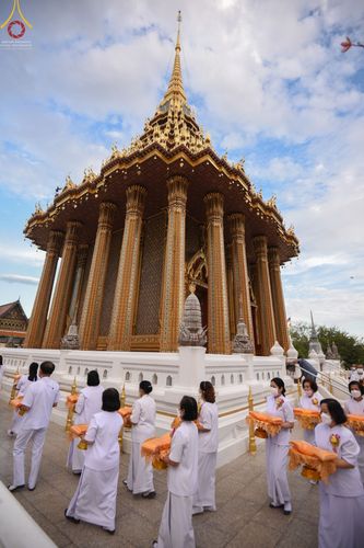 ภาพ No.65509:พิธีเวียนประทักษิณ และขอขมามอบผ้าไตร รุ่นบูชาธรรมมหาปูชนียาจารย์  ปี ๒๕๖๕ ณ วัดพระพุทธบาทราชวรมหาวิหาร  อ.พระพุทธบาท จ.สระบุรี วันเสาร์ที่ ๒๐ พฤศจิกายน พ.ศ. ๒๕๖๕