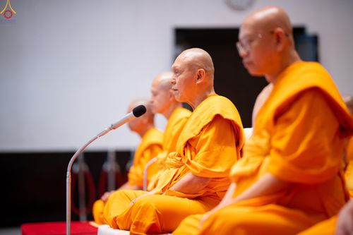 ภาพ No.335305:วันเสาร์ที่ 13 มิถุนายน พ.ศ.2569 พิธีขอบรรพชา , พิธีขอสรณคมน์และศีล , พิธีถวายบาตร , พิธีอุปสมบท โครงการอุปสมบทหมู่ผู้บริหาร รุ่นที่ 16 , โครงการอุปสมบทหมู่ธรรมทายาท  ระดับอุดมศึกษา รุ่นที่ 53 (ภาคฤดูฝน) ณ โบสถ์พระไตรปิฏก วัดพระธรรมกาย