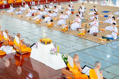 ภาพ No.348508:วันที่ 11 กันยายน พ.ศ.2569 พิธีบุพเปตพลี ครั้งที่ 188 ร่วมอุทิศส่วนกุศล แด่หมู่ญาติผู้ล่วงลับไปแล้ว และเป็นปัจจัยสนับสนุน การเผยแผ่พระพุทธศาสนา ณ หอฉันคุณยายอาจารย์ วัดพระธรรมกาย