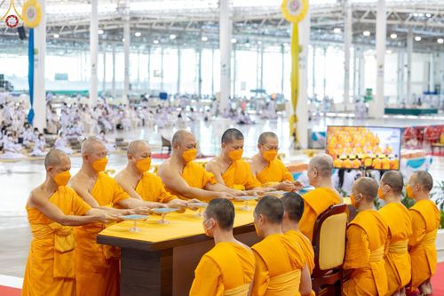 ภาพ No.65384:พิธีรับมอบต้นสมบัติจักรพรรดิ เพื่องานเผยแผ่พระพุทธศาสนาวิชชาธรรมกายไปทั่วโลก แด่ศูนย์ส่งเสริมศีลธรรมทั่วโลก 221 แห่ง ในวันอาทิตย์ต้นเดือนที่ 4 ธันวาคม พ.ศ. 2565 ณ วัดพระธรรมกาย จ.ปทุมธานี