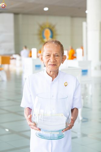 ภาพ No.337457:วันจันทร์ที่ 29 มิถุนายน พ.ศ.2569 (วันพระขึ้น 15 ค่ำ เดือน 8) พิธีบุพเปตพลี ครั้งที่ 184 ณ หอฉันคุณยายอาจารย์ฯ  พิธีสวดธัมมจักกัปปวัตนสูตร ครบ 8,495,000,000 จบ ณ มหาวิหารคด วัดพระธรรมกาย