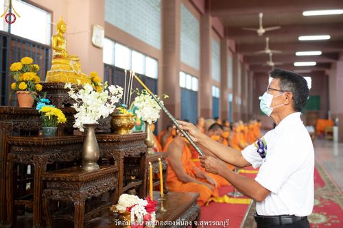 ภาพ No.69130:พระธรรมยาตรา ปฏิบัติศาสนกิจ ทำนุบำรุงศาสนสถาน, สวดธรรมจักร, ปฏิบัติธรรม ร่วมกับชุมชน,นักเรียนเด็กดีวีสตาร์ และร่วมพิธีทอดผ้าป่าบำรุงศาสนสถาน ในโครงการธรรมยาตรากตัญญูบูชา มหาปูชนียาจารย์ พระมงคลเทพมุนี(สด จนฺทสโร) พระผู้ปราบมาร อนุสรณ์สถาน 7 แห่ง ปีที่ 11
