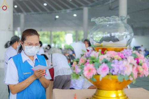 ภาพ No.64872:พิธีบุพเปตพลี ครั้งที่ 129 เพื่ออุทิศบุญกุศลแด่บรรพบุรุษผู้ล่วงลับ วันที่ 23 พฤศจิกายน พ.ศ. 2565 ณ วัดพระธรรมกาย