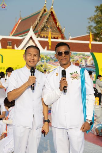 ภาพ No.294544:วันที่ 14 มกราคม พ.ศ. 2569 พิธีตักบาตรพระธรรมยาตรา ณ วัดสองพี่น้อง ต.ต้นตาล อ.สองพี่น้อง จ.สุพรรณบุรี ในโครงการธรรมยาตรา กตัญญูบูชา มหาปูชนียาจารย์ พระมงคลเทพมุนี(สด จนฺทสโร) พระผู้ปราบมาร อนุสรณ์สถาน 7 แห่ง ปีที่ 14