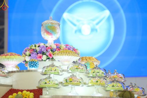 ภาพ No.105440:พิธีปฏิบัติธรรมและพิธีบูชาข้าวพระ ในวันจันทร์ที่ 1 มกราคม พ.ศ. 2567 ณ สภาธรรมกายสากล วัดพระธรรมกาย