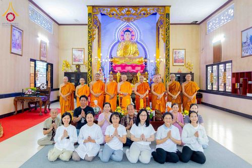 ภาพ No.344492:วันที่ 8-11 สิงหาคม พ.ศ.2569 “ประเพณีเข้าพรรษา เชื่อมพระพุทธศาสนาสองแผ่นดิน” ถวายเทียนพรรษา 9 วัด ณ นครโฮจิมินห์ สาธารณรัฐสังคมนิยมเวียดนาม