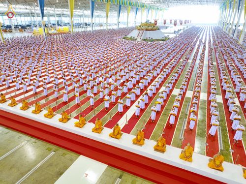 ภาพ No.79816:พิธีขอบรรพชา , พิธีคล้องอังสะ พิธีขอสรณคมน์และศีล , พิธีขอนิสสัย ในโครงการบรรพชาสามเณรฟื้นฟูพระพุทธศาสนาทั่วไทย วันเสาร์ที่ 8 เมษายน พ.ศ.2566