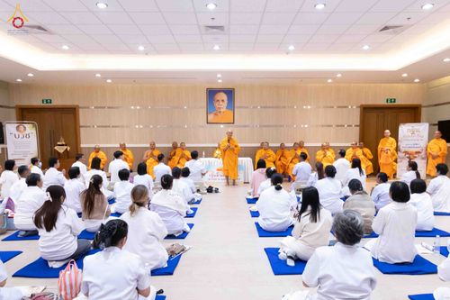 ภาพ No.344475:วันที่ 21-23 สิงหาคม พ.ศ. 2569 สัมมนารวมใจผู้นำบุญ บูชาธรรม 82 ปี หลวงพ่อธัมมชโย รุ่นที่ 1 กฐินสามัคคีทั่วไทย 30,000 วัด โครงการอุปสมบทบูชาธรรมมหาปูชนียาจารย์ 3,000 รูป  ณ ศูนย์ปฏิบัติธรรมเวิล์ดพีช วัลเล่ย์ จ.นครราชสีมา
