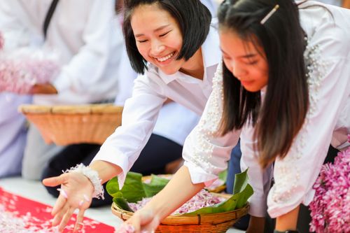 ภาพ No.34939:โครงการธรรมยาตรา เส้นทางพระผู้ปราบมาร ปีที่ 8 ณ อนุสรณ์สถานพระมงคลเทพมุนี