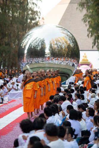 ภาพ No.34921:โครงการธรรมยาตรา เส้นทางพระผู้ปราบมาร ปีที่ 8 ณ อนุสรณ์สถานพระมงคลเทพมุนี