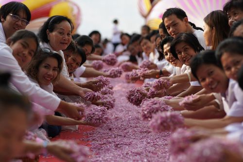 ภาพ No.34892:โครงการธรรมยาตรา เส้นทางพระผู้ปราบมาร ปีที่ 8 ณ อนุสรณ์สถานพระมงคลเทพมุนี