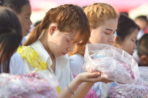 ภาพ No.34960:โครงการธรรมยาตรา เส้นทางพระผู้ปราบมาร ปีที่ 8 ณ อนุสรณ์สถานคลองบางนางแท่น