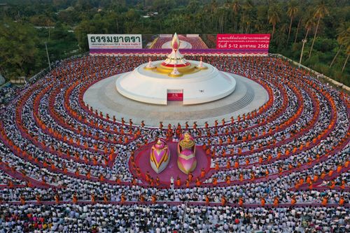 ภาพ No.34969:โครงการธรรมยาตรา เส้นทางพระผู้ปราบมาร ปีที่ 8 ณ อนุสรณ์สถานคลองบางนางแท่น