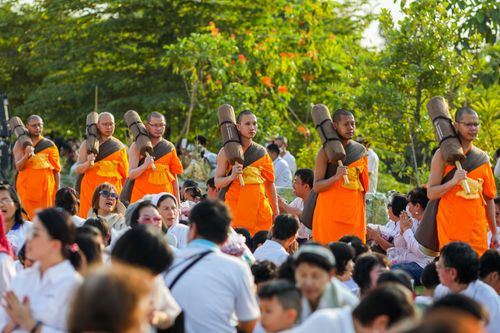 ภาพ No.34997:โครงการธรรมยาตรา เส้นทางพระผู้ปราบมาร ปีที่ 8 ณ อนุสรณ์สถานคลองบางนางแท่น